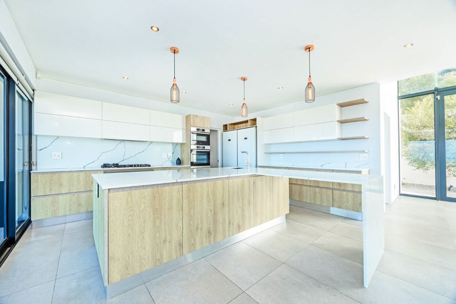 5 Bedroom Property for Sale in Baronetcy Estate Western Cape